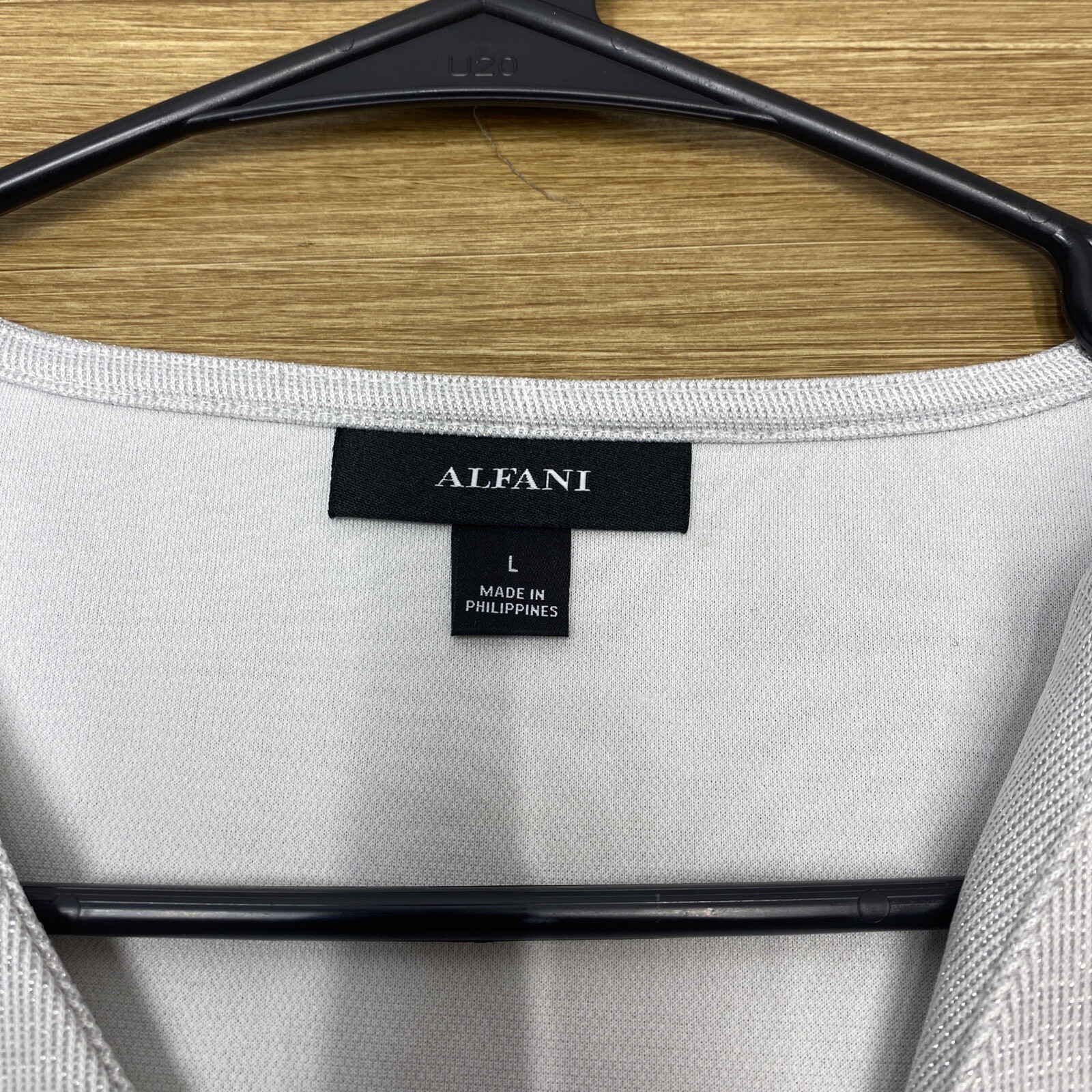 Blusa Para Mujer Alfani Blanca Metalizada Manga Larga Con Cuello En V Talla L