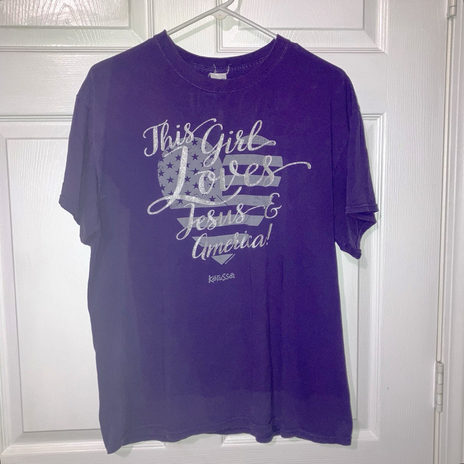 Christian Patriotic Womens Purple T-shirt Size L “Loves Jesus & America”