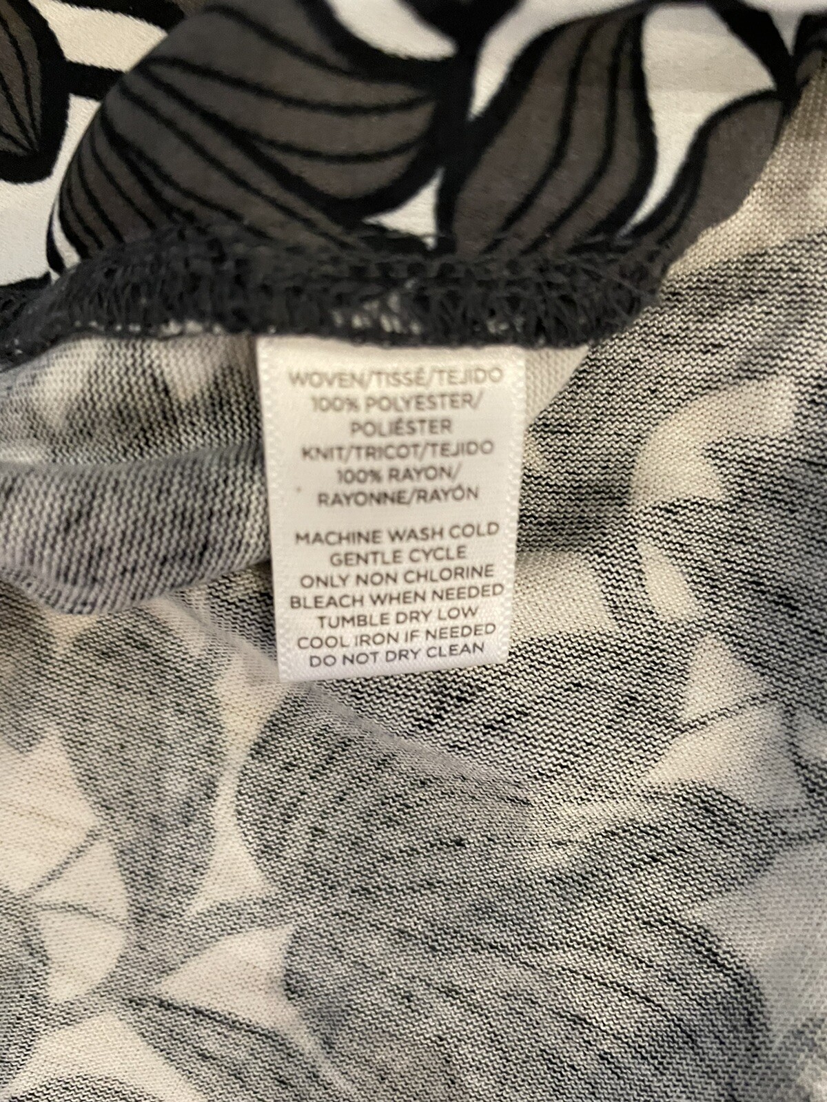 LOFT sleeveless shirt, blouse Size Med White/black/gray Preowned EUC