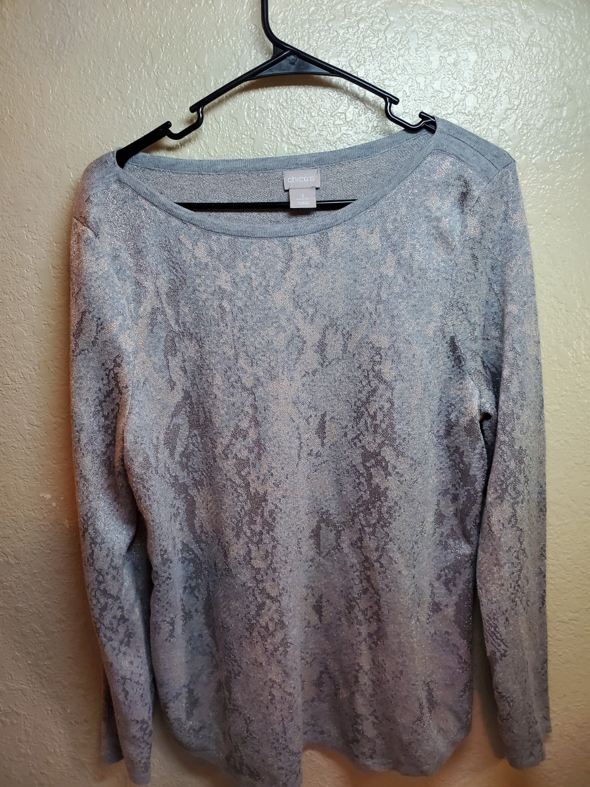 Chicos top, Size 2 Large Gray W/ silver & Gold Metallic Thread Accent