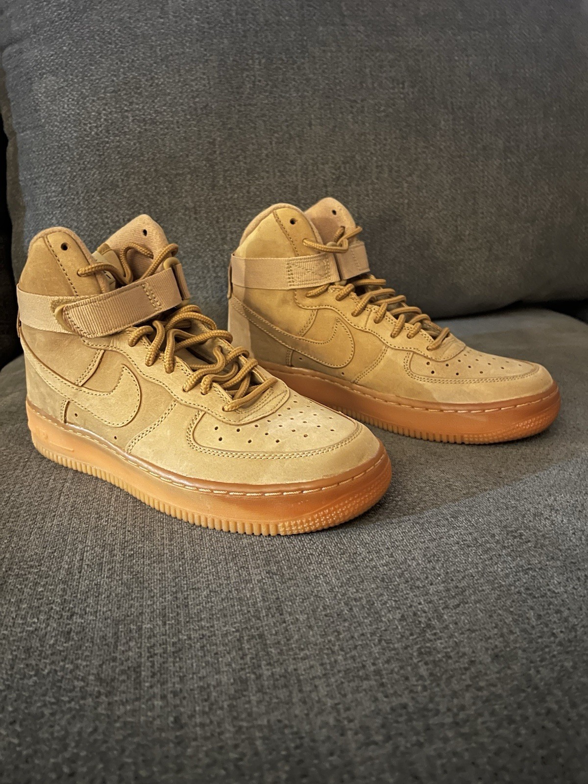 Nike Air Force 1 High Top Leather Sneakers Beige/Brown Gum Sole 6Y