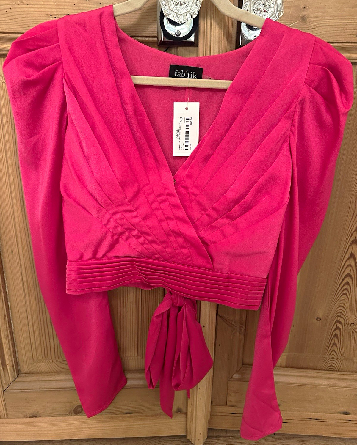 fab’rik Mikkel Tie Back Puff Sleeve Cropped Blouse Pink XS V-Neck Long Sleeve