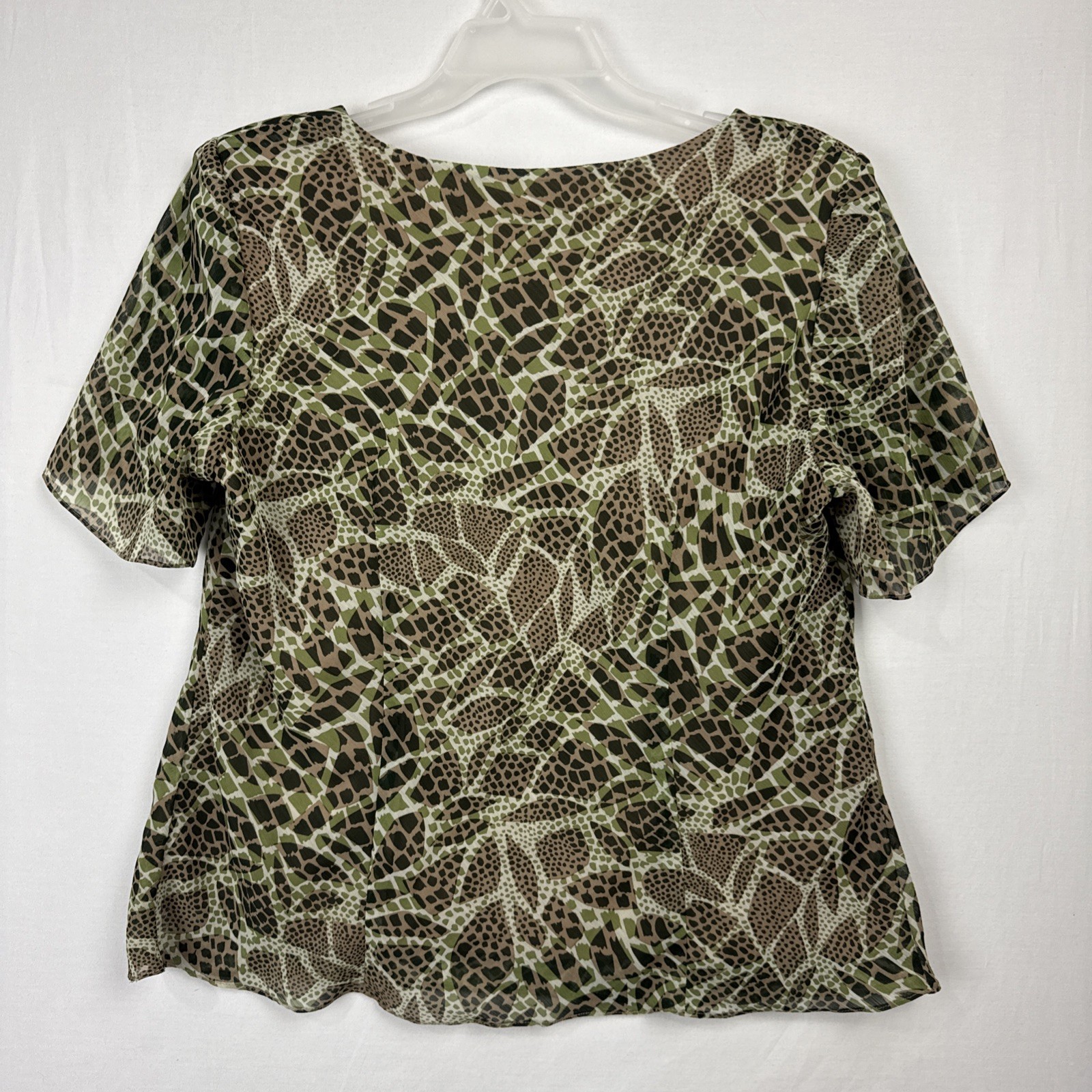 Studio I Green Brown Geometric Print Top Women’s 18W – lined lightweight giraffe