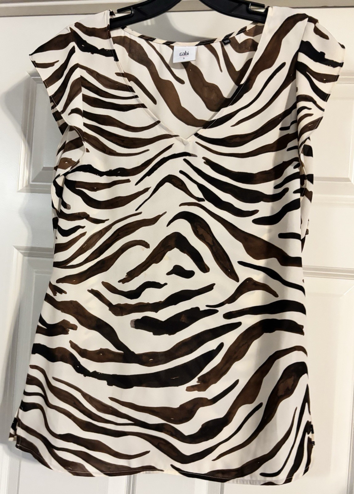 NWOT CAbi Zebra Animal Coquette Sleeve Old Money Mob Wife Glam Resortcore Size S
