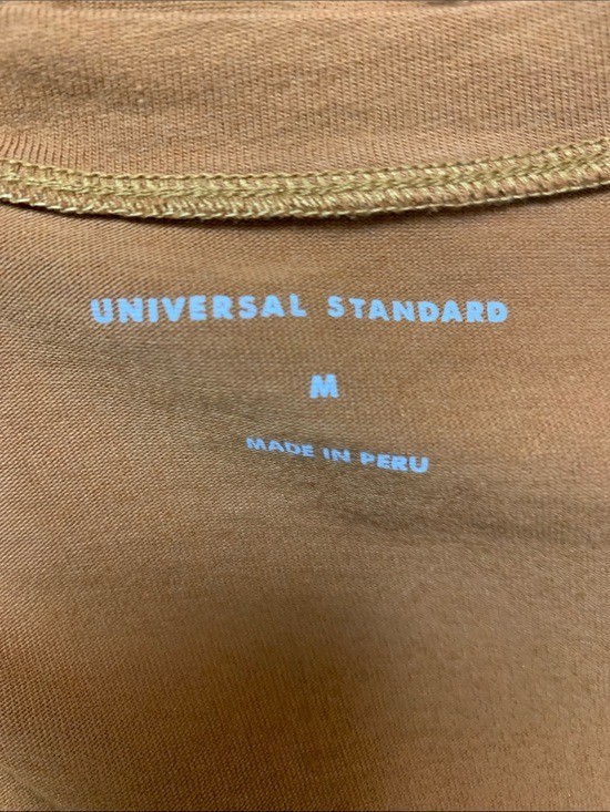 Universal Standard Pima Cotton V Neck T Shirt Brown Size 2 In US/2XL