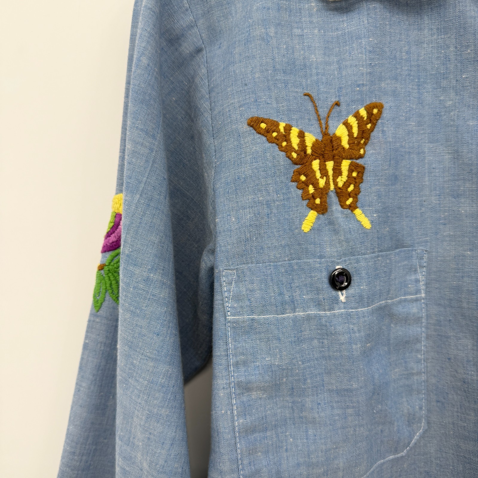 Vintage 70s Hand Embroidered Top Shirt S M Chambray Bird Butterfly Palm Tree USA
