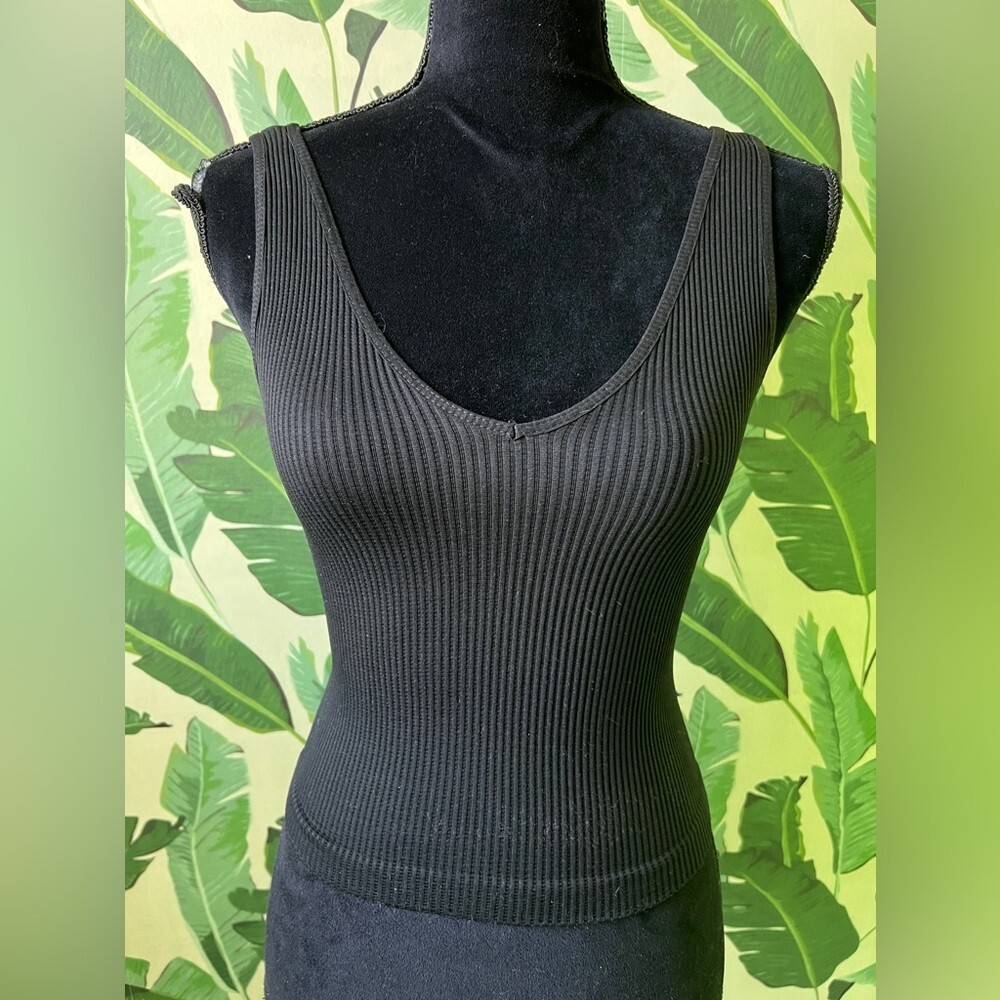 Carly Jean Los Angeles Tank Ribbed Crop Tank Brami Top Size OS