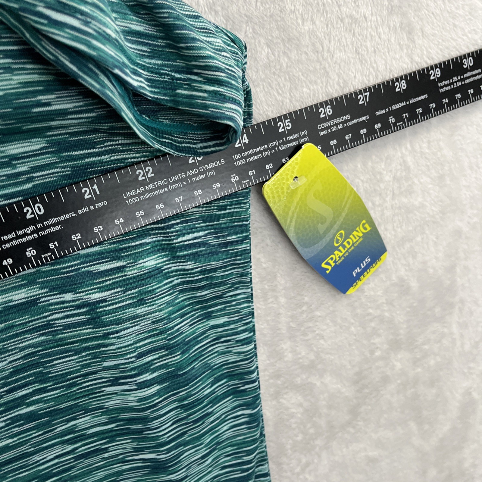 Spalding Womans Blouse Top Green Geometric Plus 2X Polyester Short Sleeve V Neck