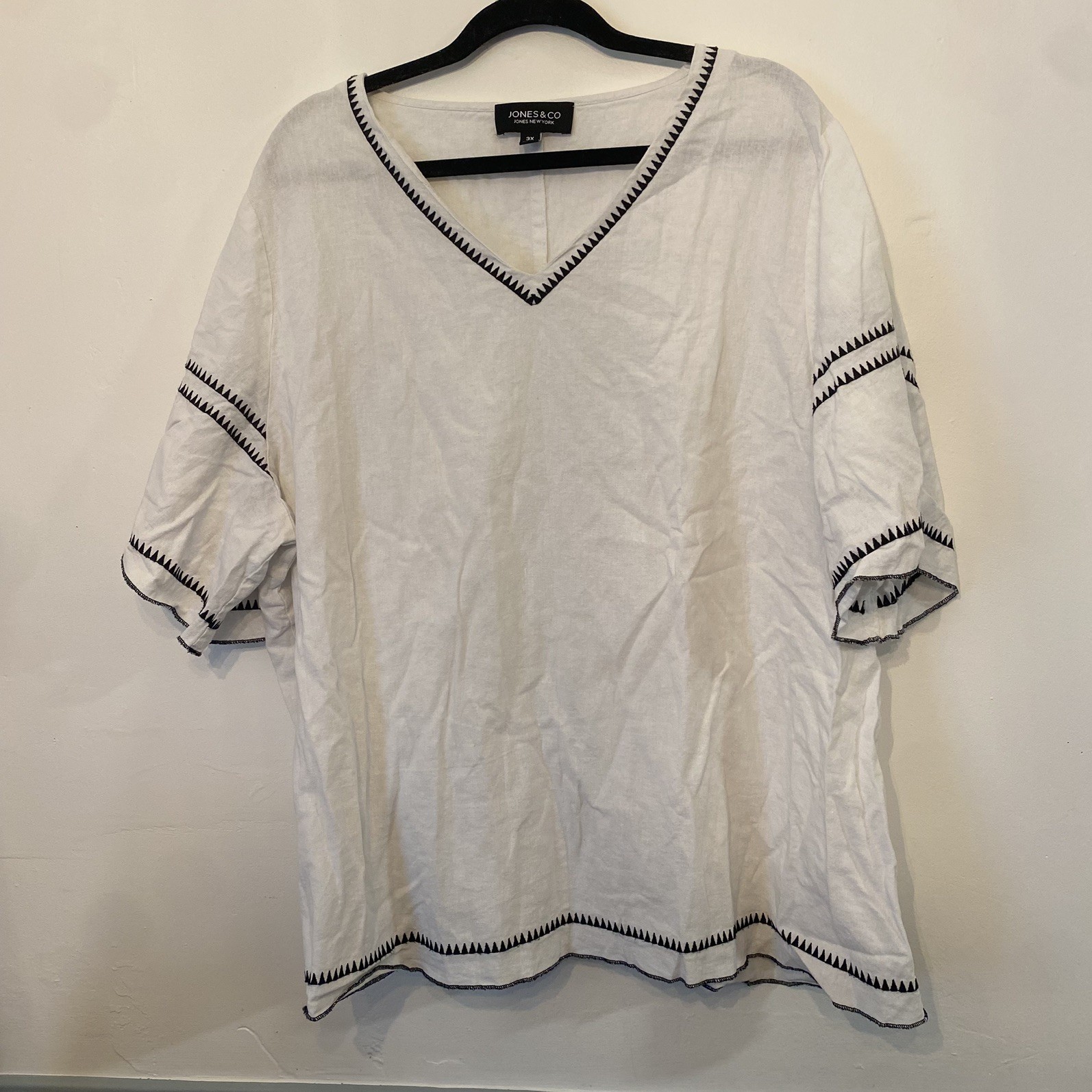 Jones New York Women Top 3X White Linen Blend Embroidered Trim Boho Lagenlook