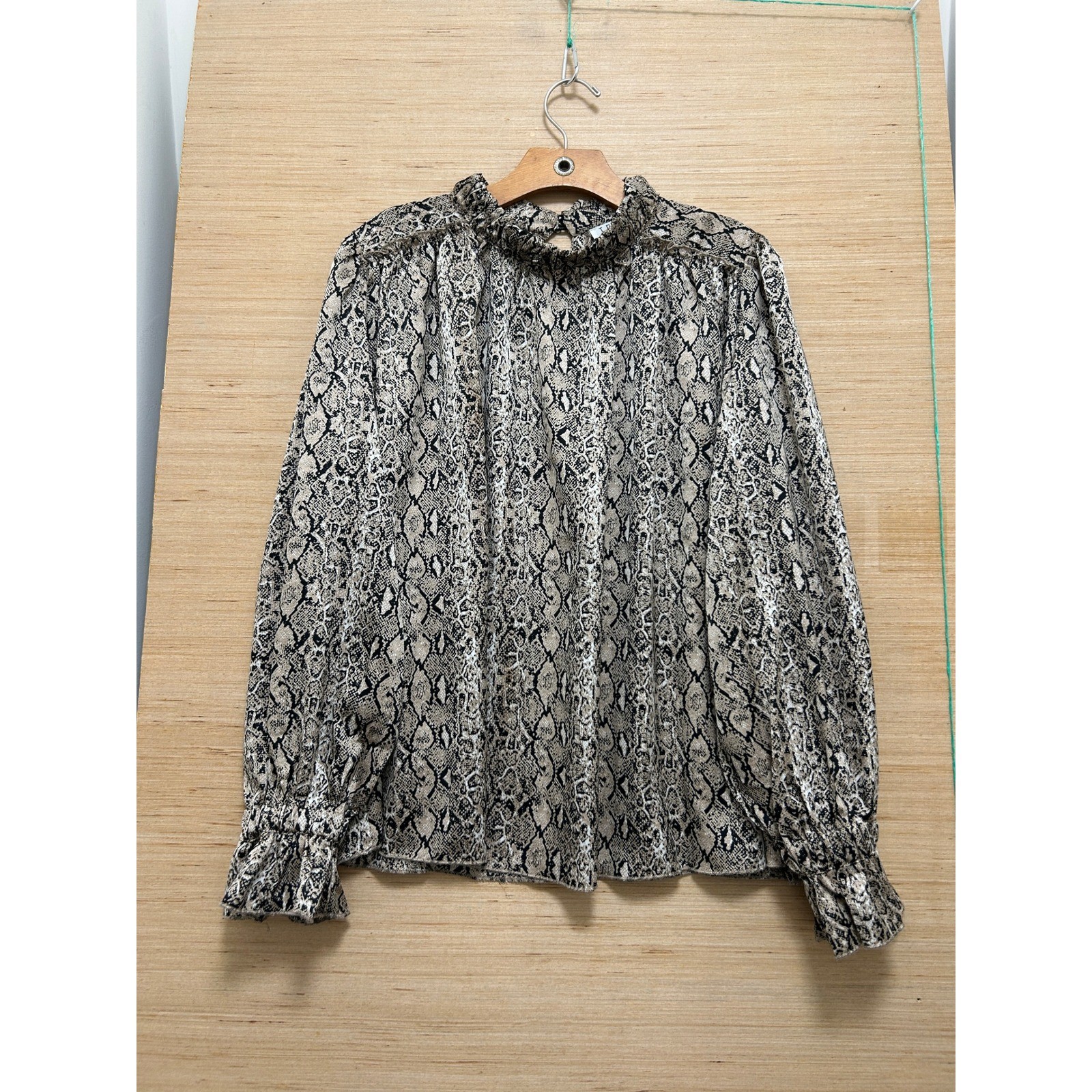 TCEL Snake Print Ruffle High Neck Blouse Tan Black Long Sleeve Size L 4842