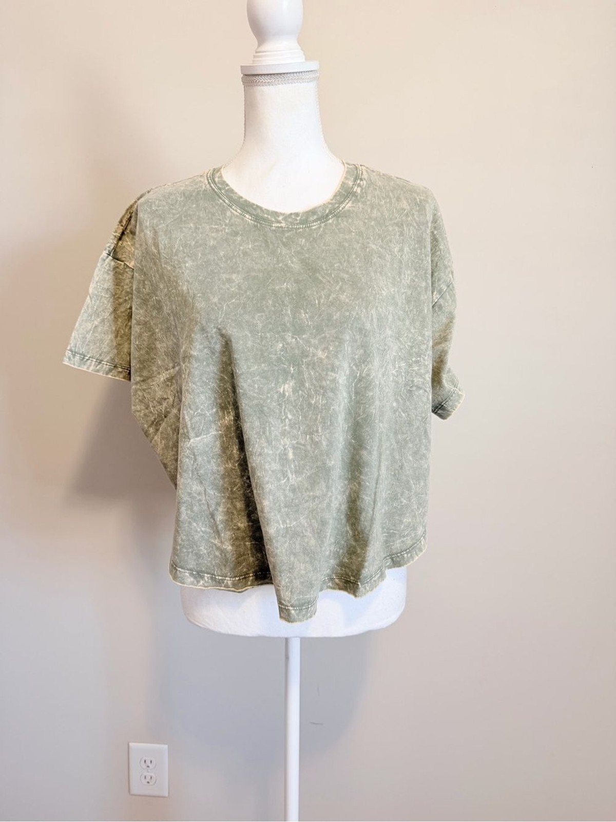 Zenana CRINKLE WASHED CREW NECK SHORT SLEEVE CROP BOX TEE s/m NIB