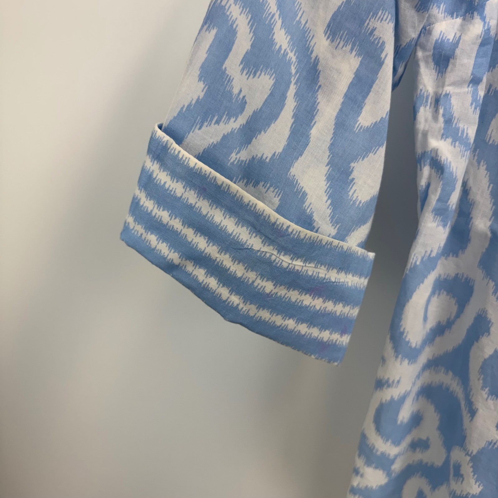 Gretchen Scott Periwinkle Blue Ikat Button Down Shirt Top Womens Large NWT