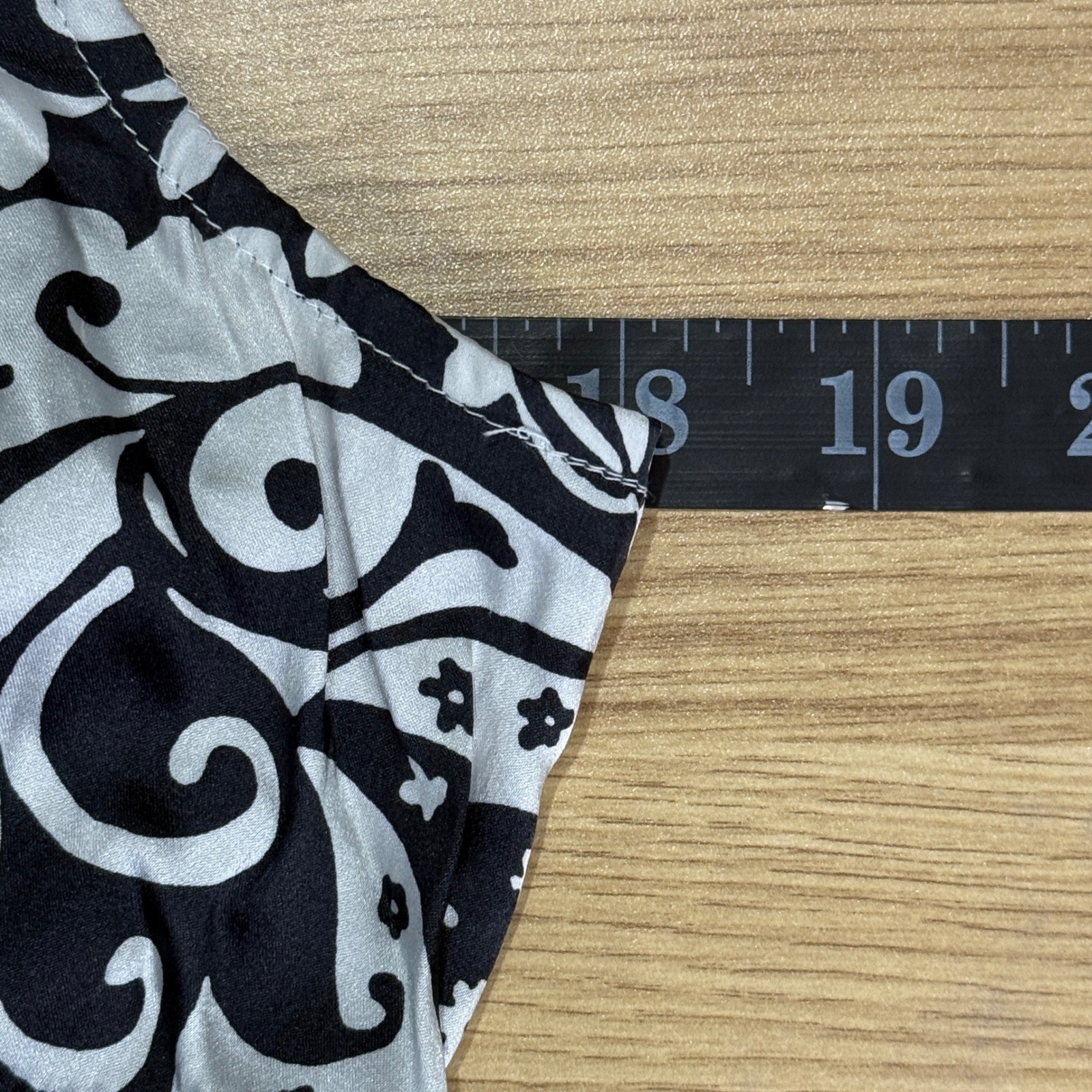 Vtg Y2K Express Design Studio Babydoll Top Sz M Black White embellished silk