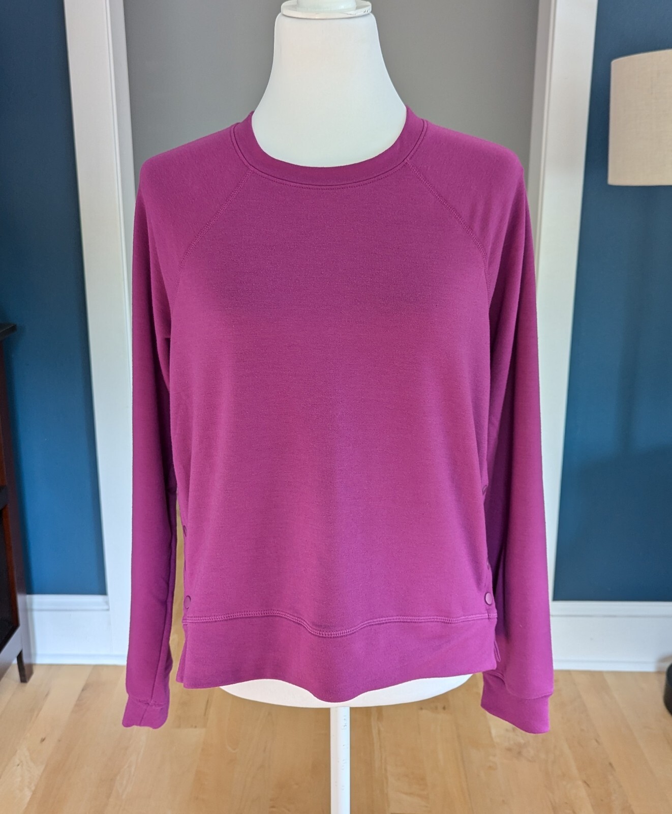 Sincerely Jules Magenta Medium Weight T-shirt Size Medium. #8