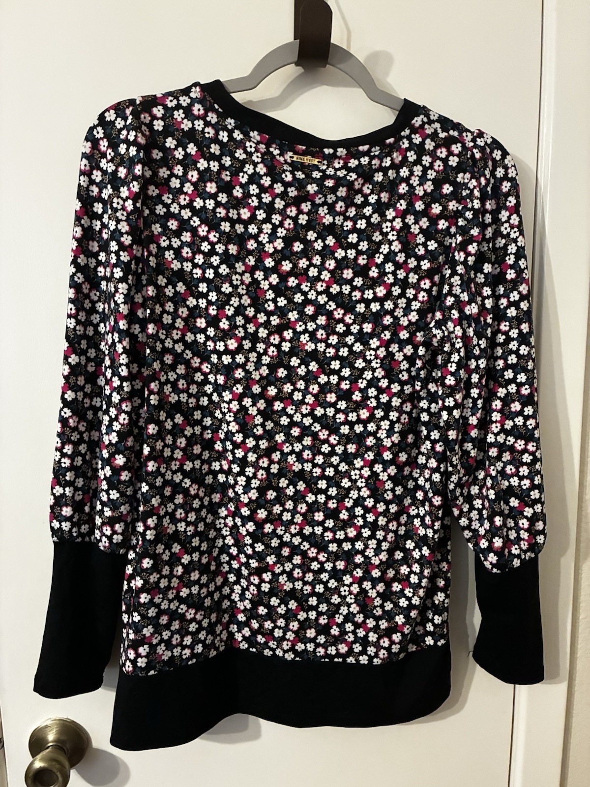 Nine West Women’s S Regular Black Floral Crew Neck 3/4 Sleeve Pullover Top