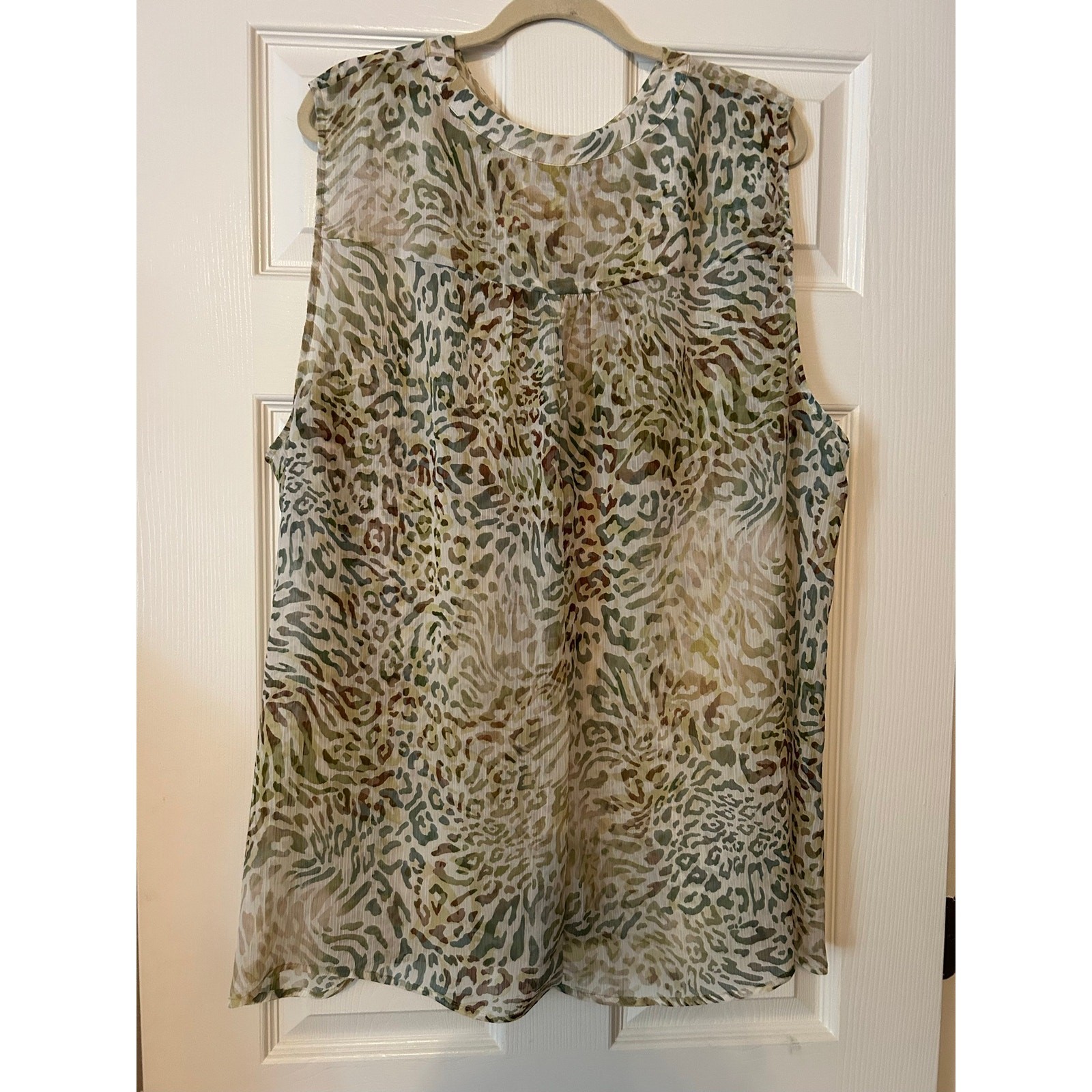 Liz Claiborne Woman 3X Sheer Animal Print Pintuck Tunic Blouse Sleeveless
