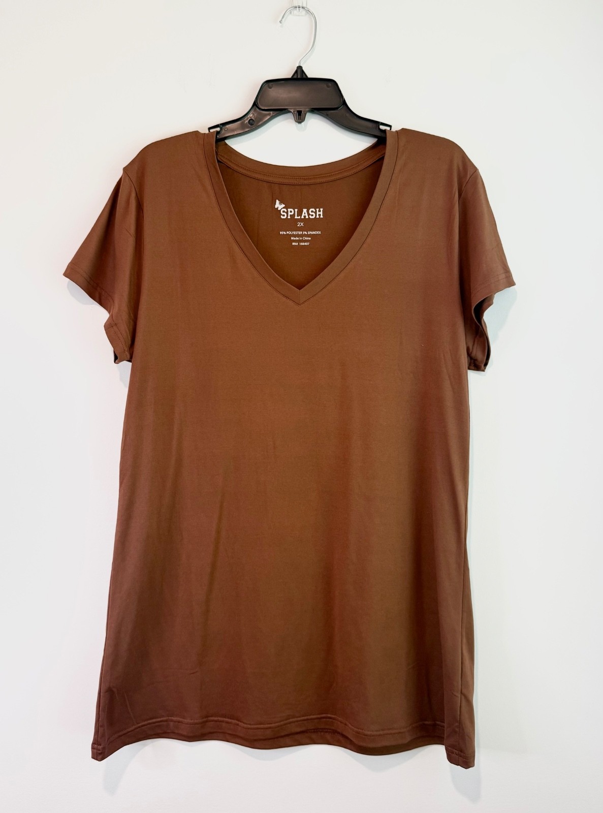 Splash Women’s Brown V-Neck Short Sleeve T-Shirt, Size 2X