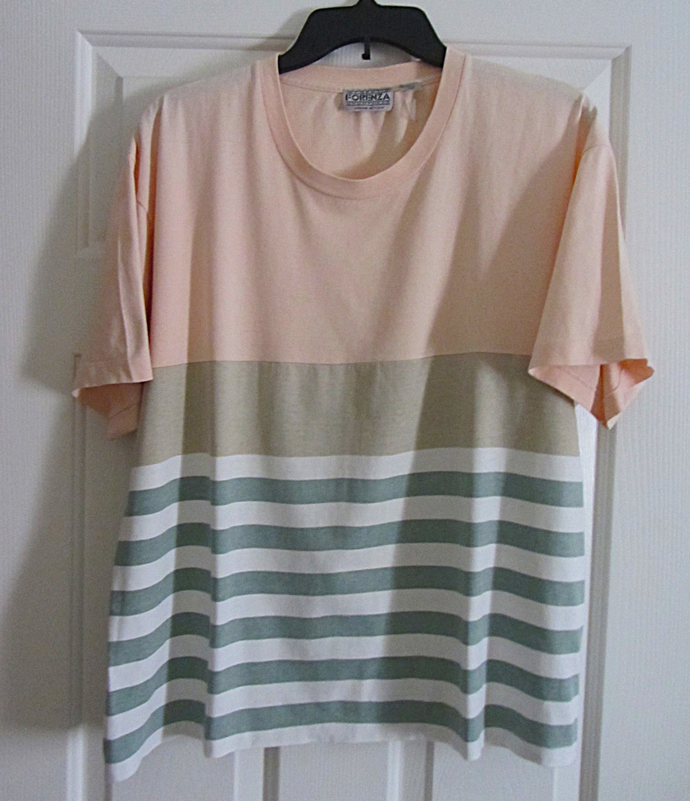 Forenza Retro 80’s-90’s Oversized Shirt Peach w/Stripes Size M