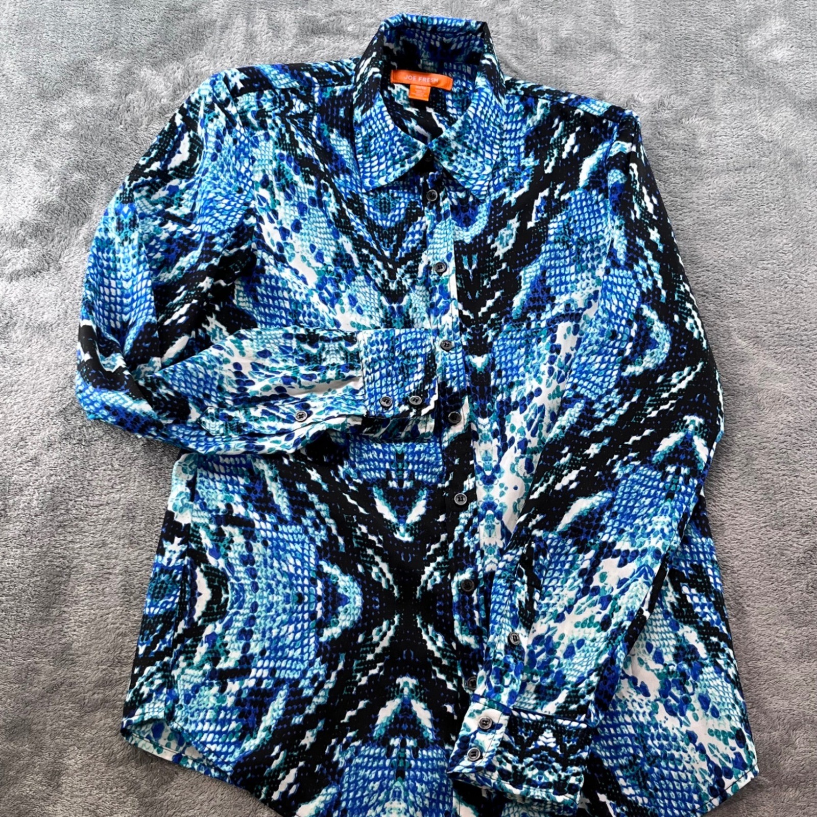 Joe Fresh Womens Blue Snakeskin Print Button Down Blouse XS WF4W220026
