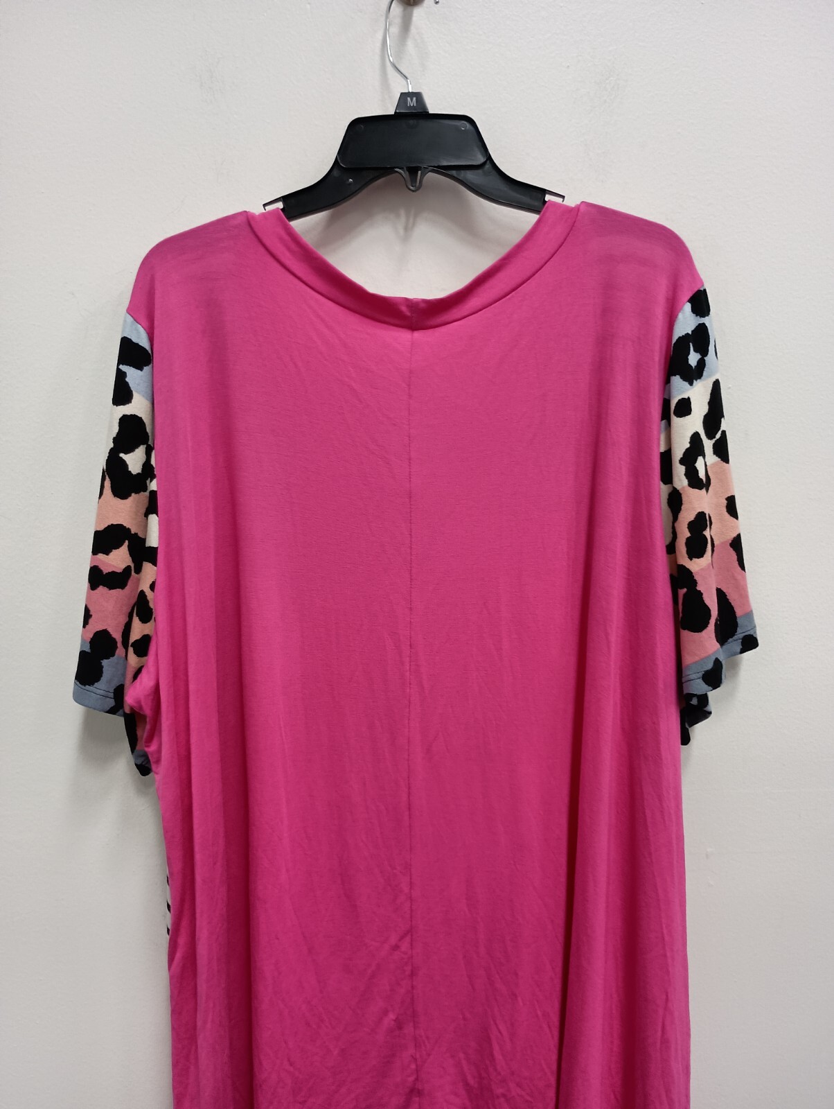 Voll BOHO Tunic Top Womens Size 4X Pink Animal Print Short Sleeve Casual New