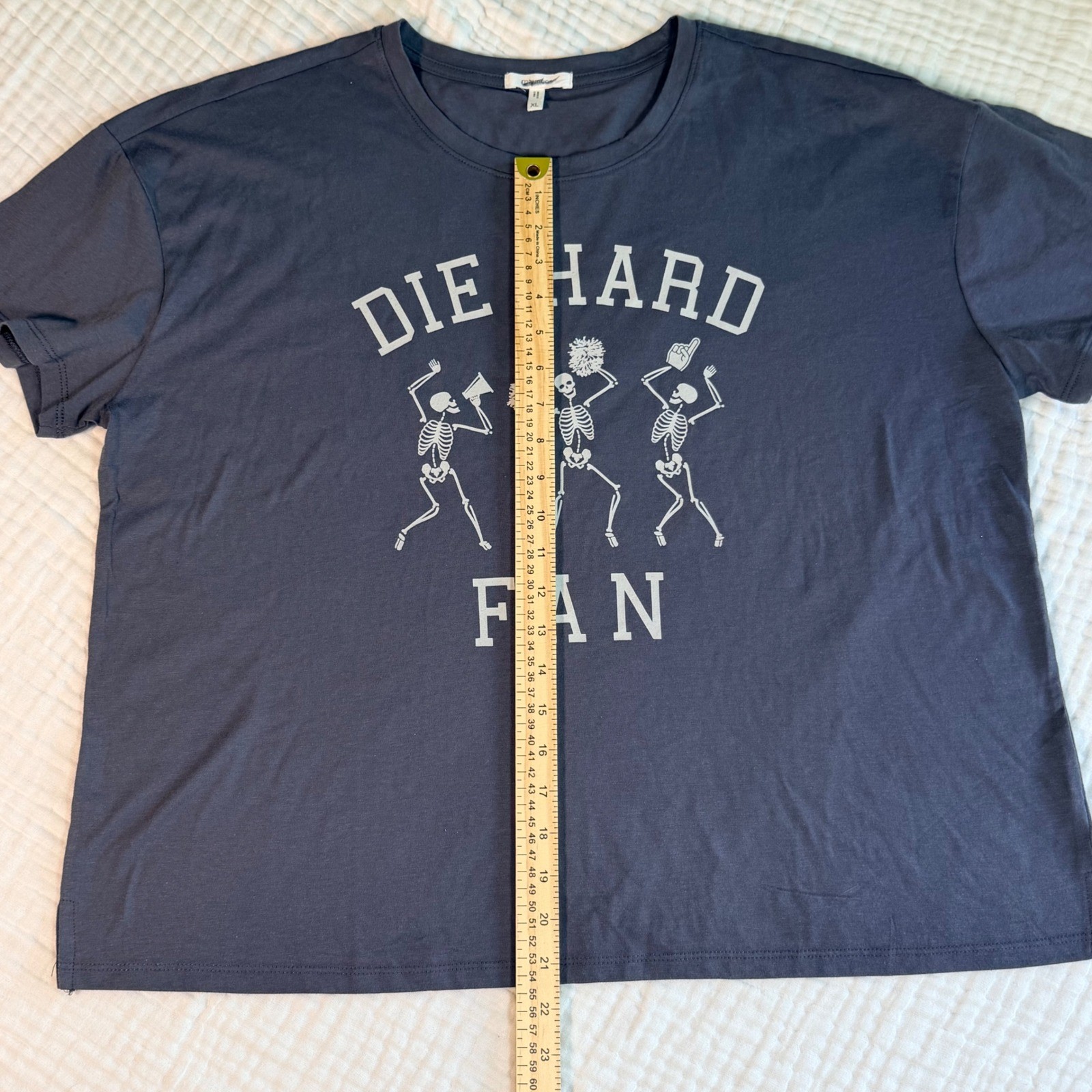 Maurices Die Hard Fan Skeleton Graphic Tee Charcoal Grey Spooky Grunge T-Shirt