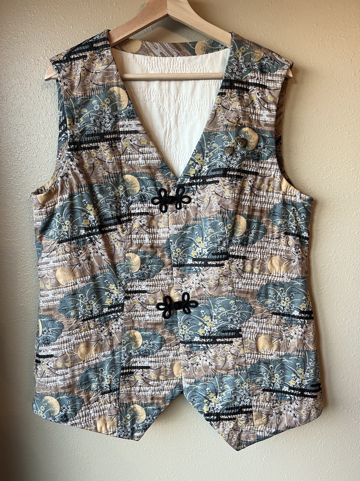 VTG Handmade Quilted Vest Granny Women’s Size M/L Charms Moon Flowers Boho 90’s