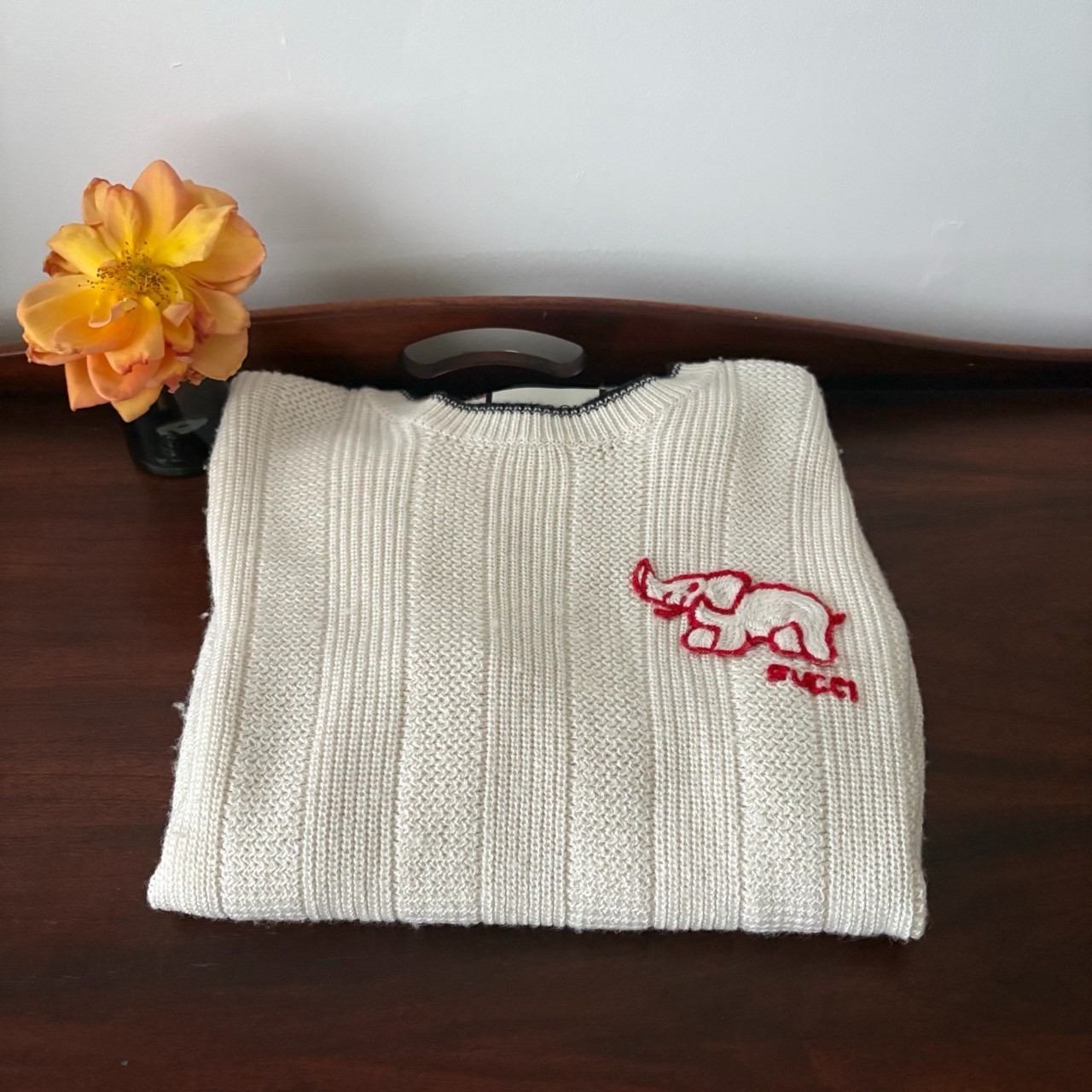 Gucci Elephant Embroidered Ribbed Texture Cream Knit Wool Crewneck Sweater