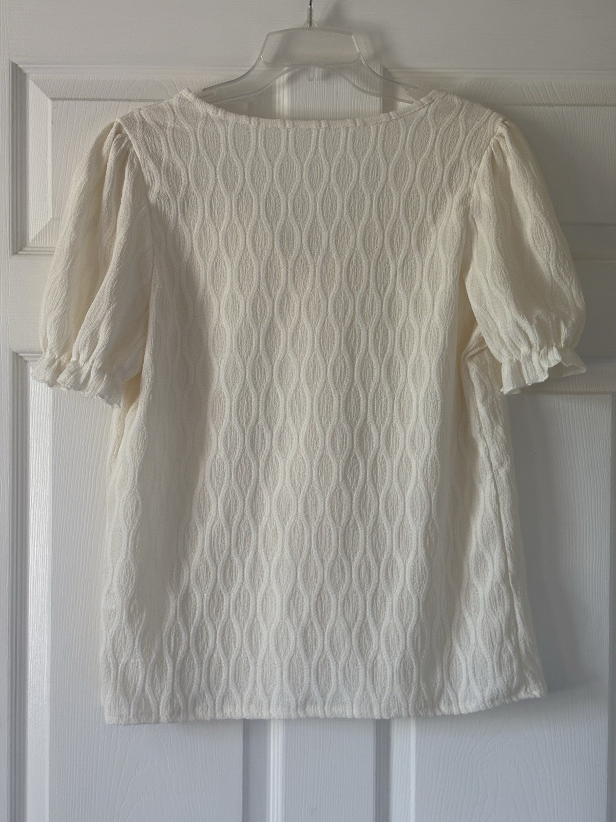 EVALESS Womens Medium Top Cute Puff Sleeve Blouse Front Placket Ivory Textured
