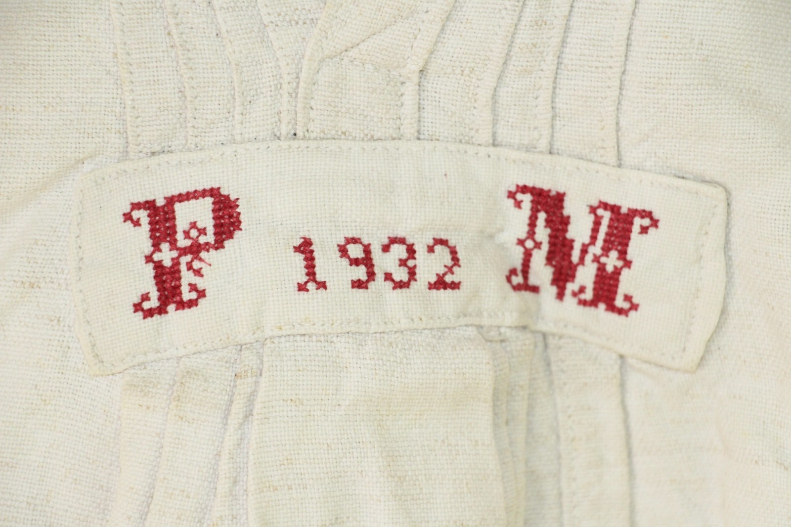 Antique 1932 French ‘PM’ Monogrammed Short-Sleeved Linen Blouse Size M