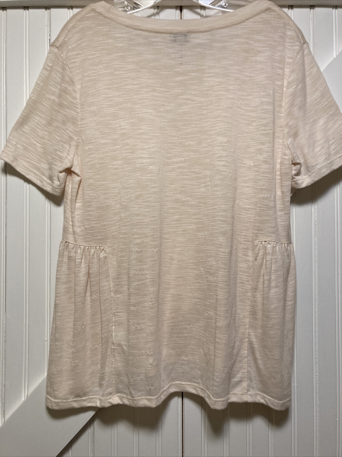Cremieux Top Cream Color Lightweight Textured Fabric Poly Cotton Blend Size M