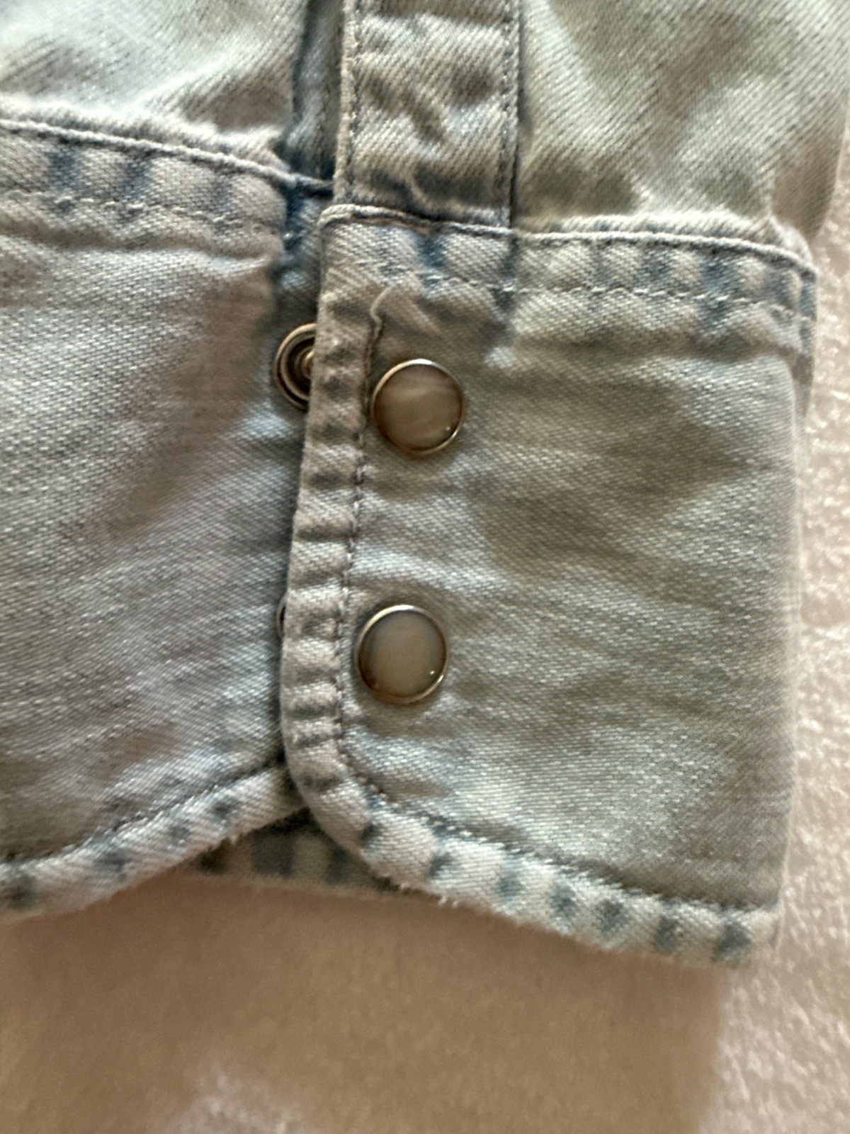 J.Crew Denim Western Shirt Womens 12 Light Wash Pearl Snap Chambray Cowgirl