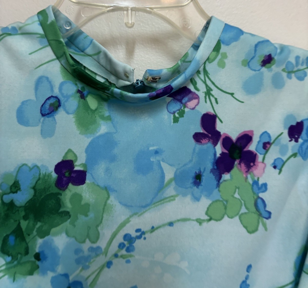 VTG 60’s70’s Woman’s Floral Sleeveless Shirt w/ Belt Retro MCM Mod Medium