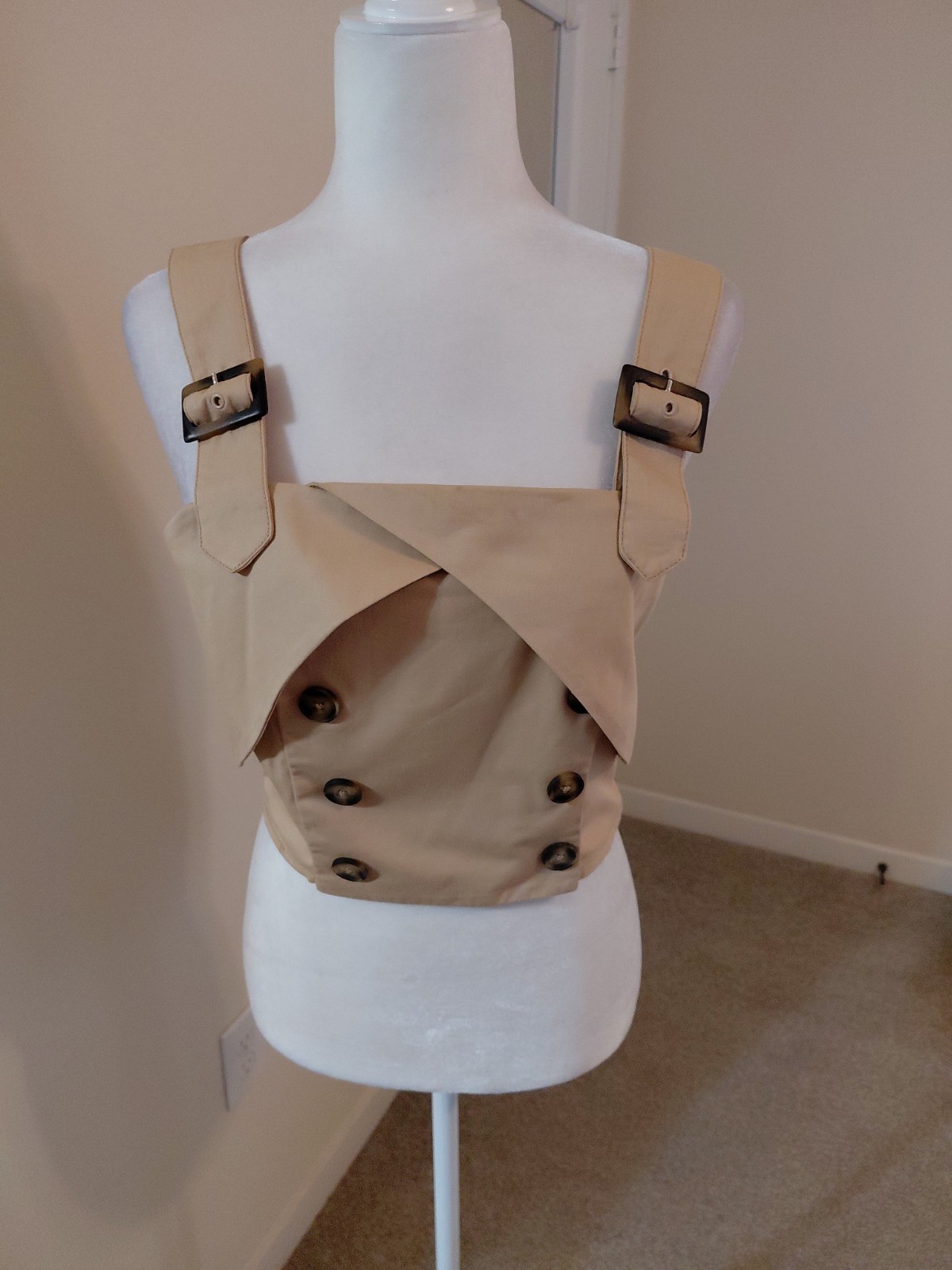 NWT Eva Franco Size 6 Trench Buttoned Blouse Light Sand #265