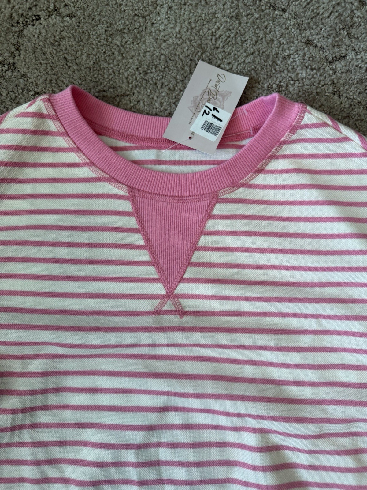Women’s Shirt Pink And White, Flutter Sleeves NWT Size XL