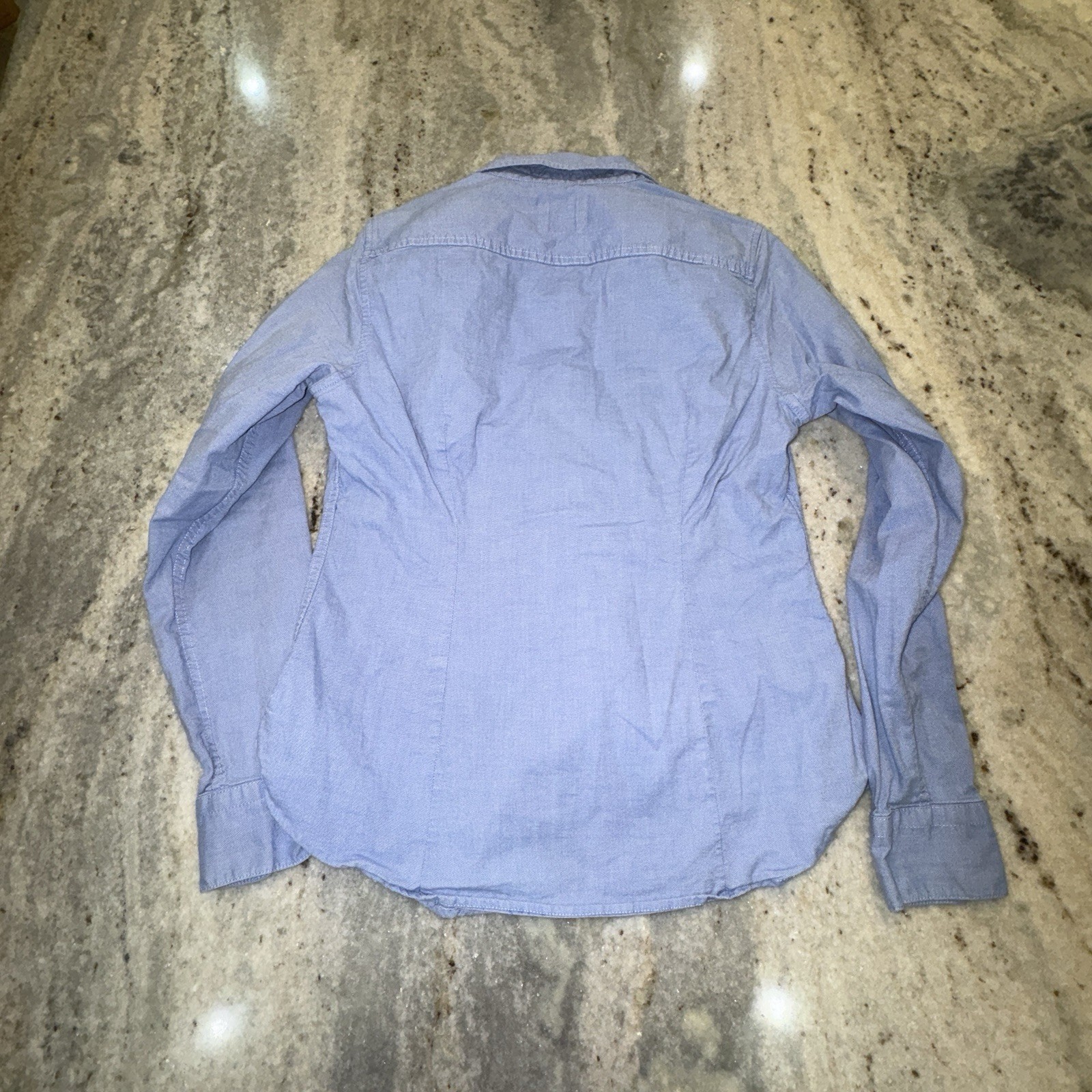 American Eagle Classic Prep Fit Women’s Medium Blue Button Down Fitted Shirt