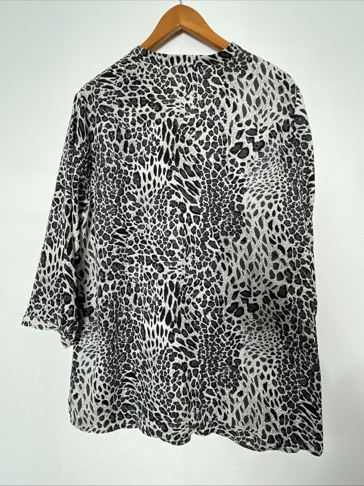 Creation L Black Grey Leopard Print Button Up Blouse 14 Mob Wife 3/4 Sleeve