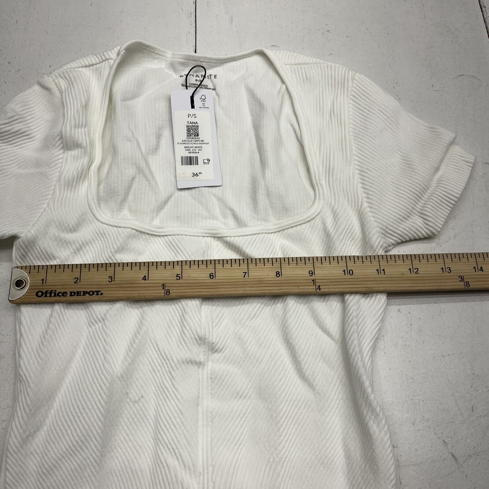 Dynamite White Seamless Short Sleeve Square Neck Bodysuit Womens Size Small NEW