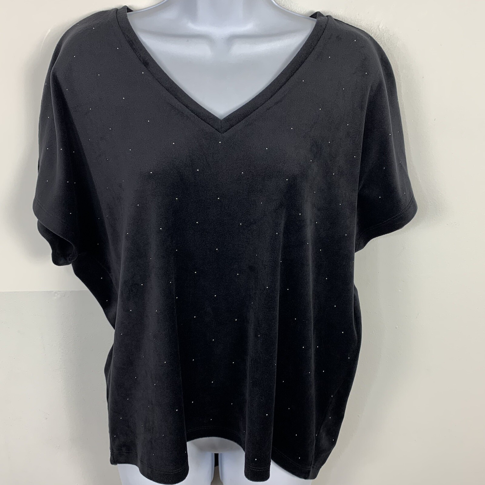 LOFT Womens Top sz M Black Velour Silver Stud 90s Revival Soft Grunge Minimalist