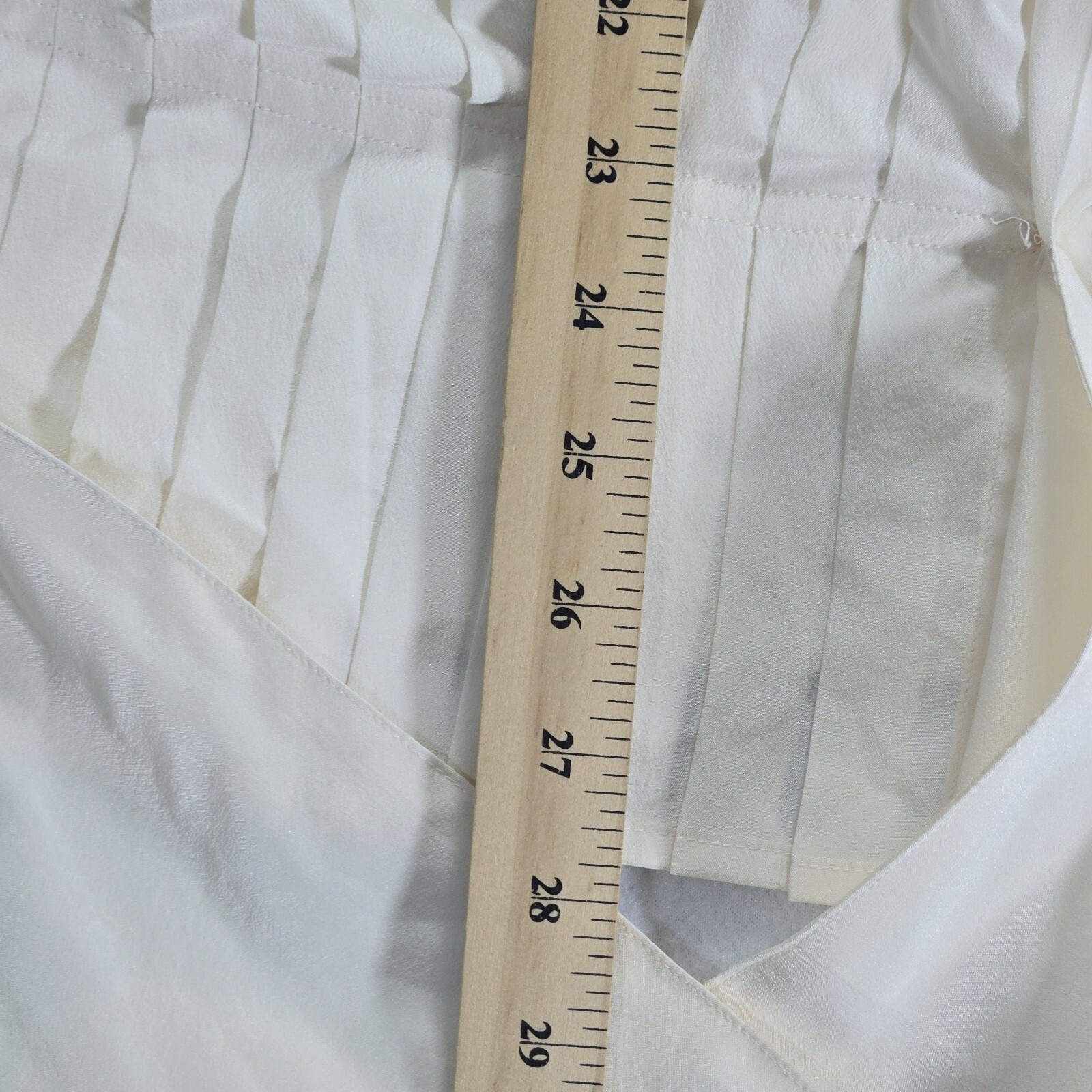 Escada Silk Blouse Vintage Size 38 Long Sleeve Ivory Pleated NWT Shoulder Pad