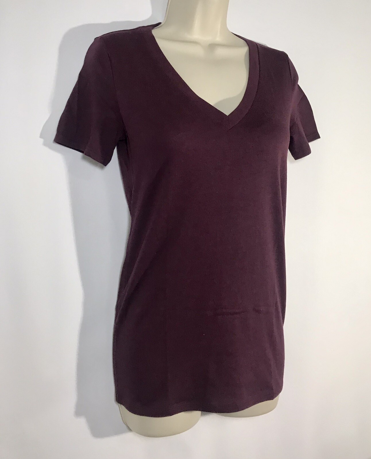 Victoria Secret Pink Shirt Women’s V-Neck Basic Dark Plum
