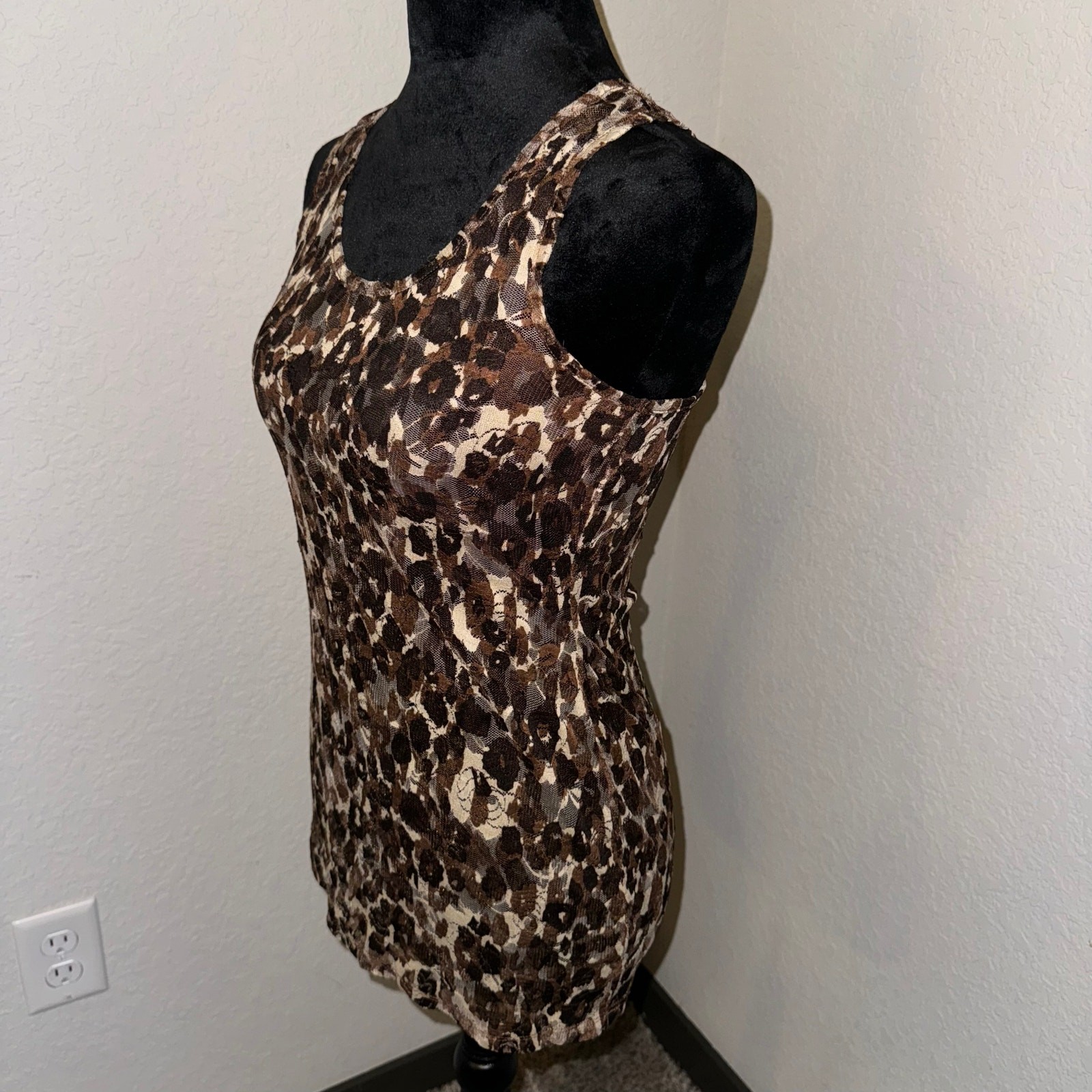 No Boundaries Brown/Tan Floral Pattern Sheer Tank Top Y2K Mesh Women’s Size M