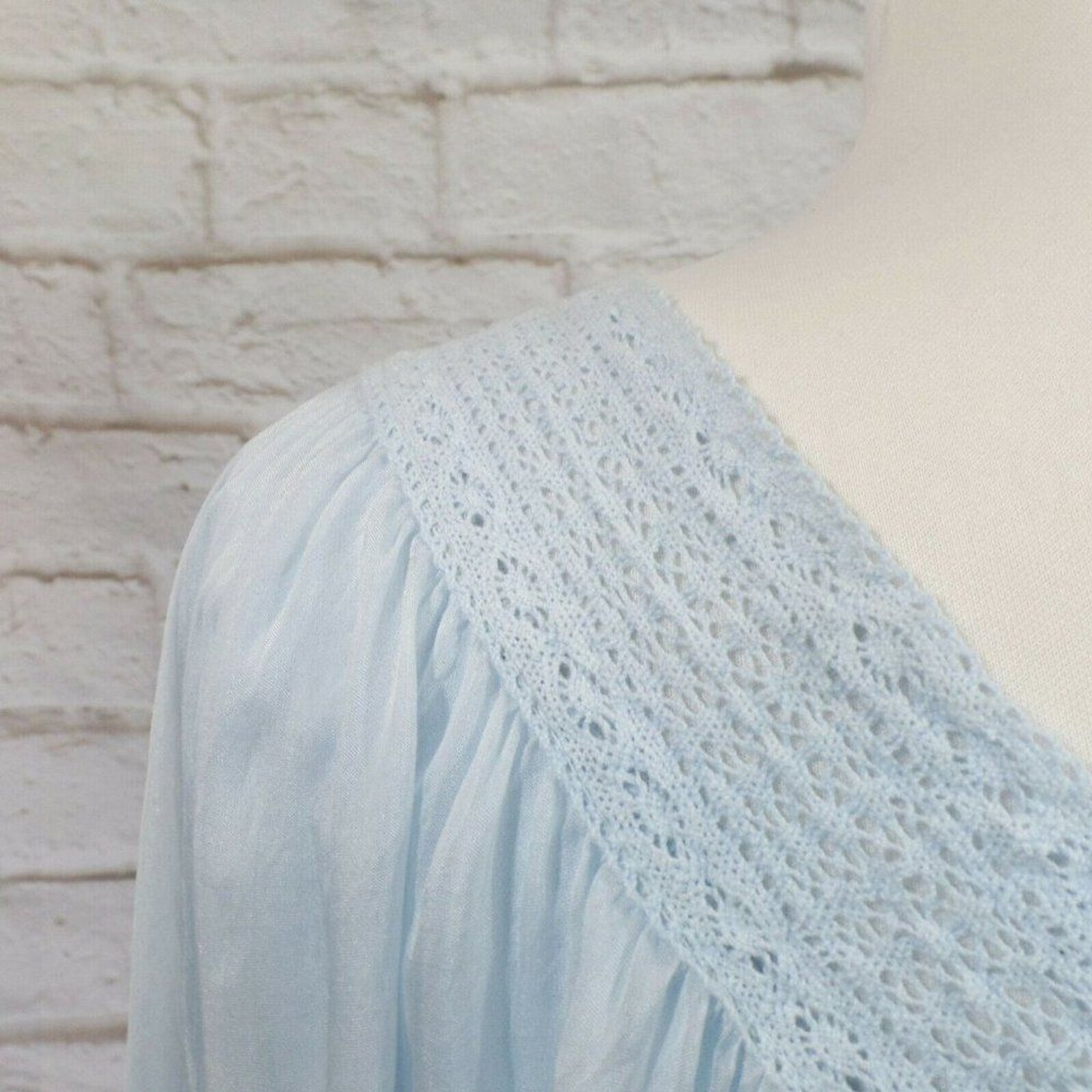 GYPSY ROSE Crochet Trim Flowy Blouse Bohemian Hippie Blue Sz. One Size