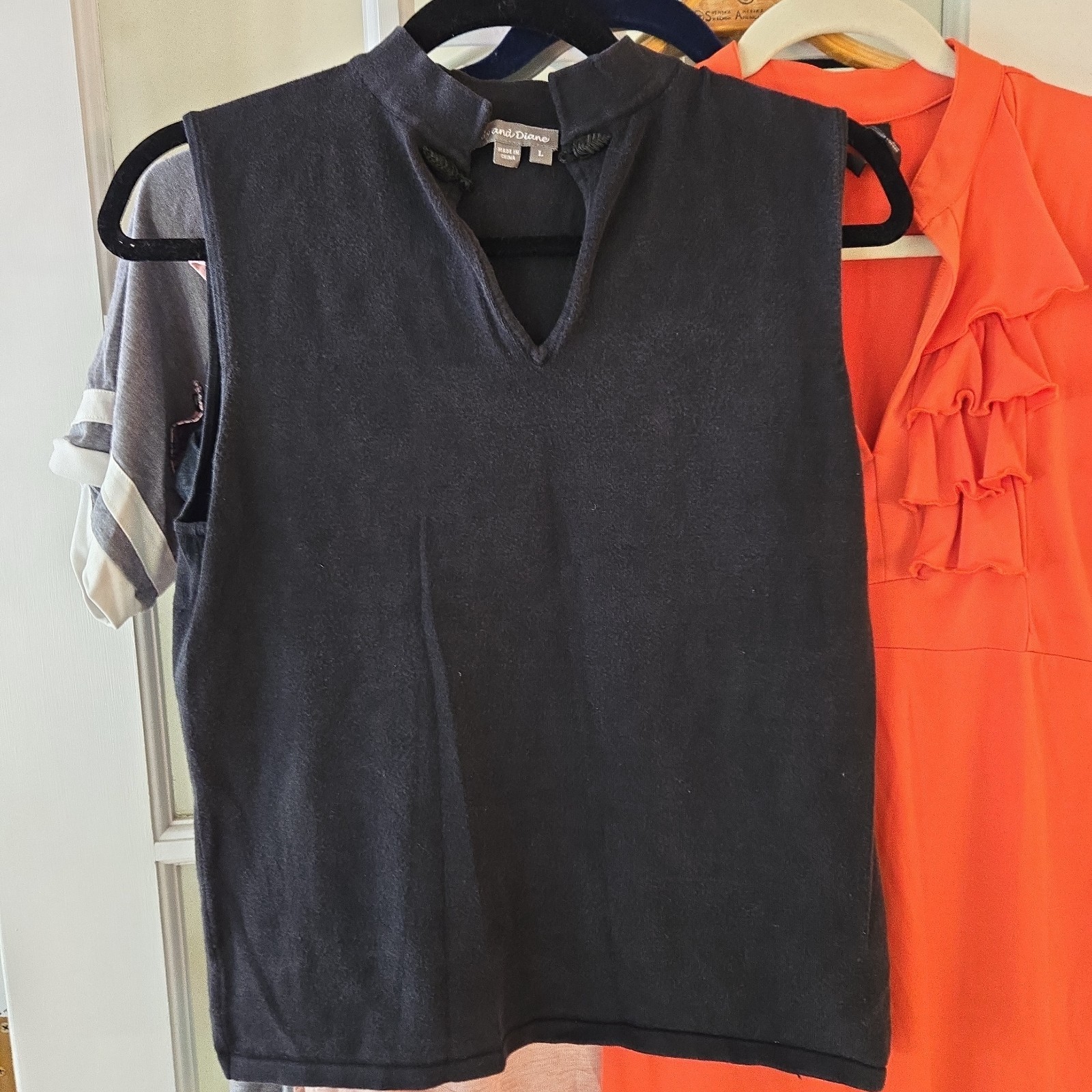Lot of 11 Women’s Large Mixed Brands and Colors Sleeveless & Short Sleeve Shirts