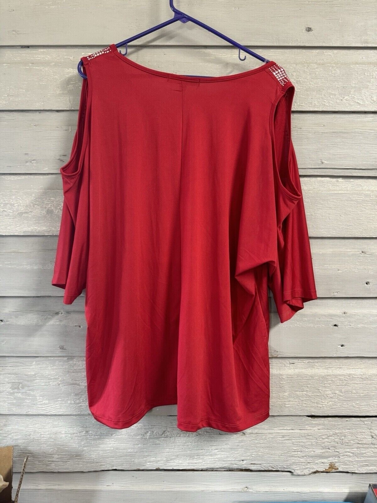 2 Inner Circle Women’s Shirt Red And Green 2X