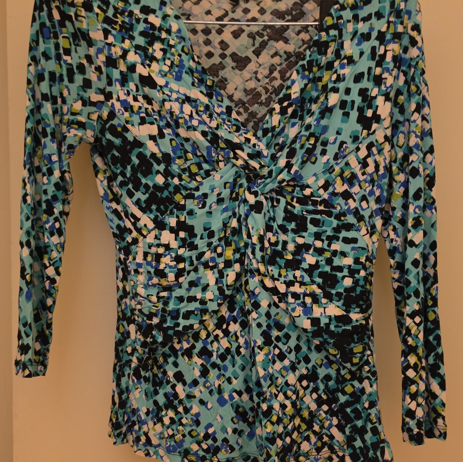 Cable & Gauge Women’s M Geometric V-Neck Ruched 3/4 Sleeve Stretch Jersey Blouse