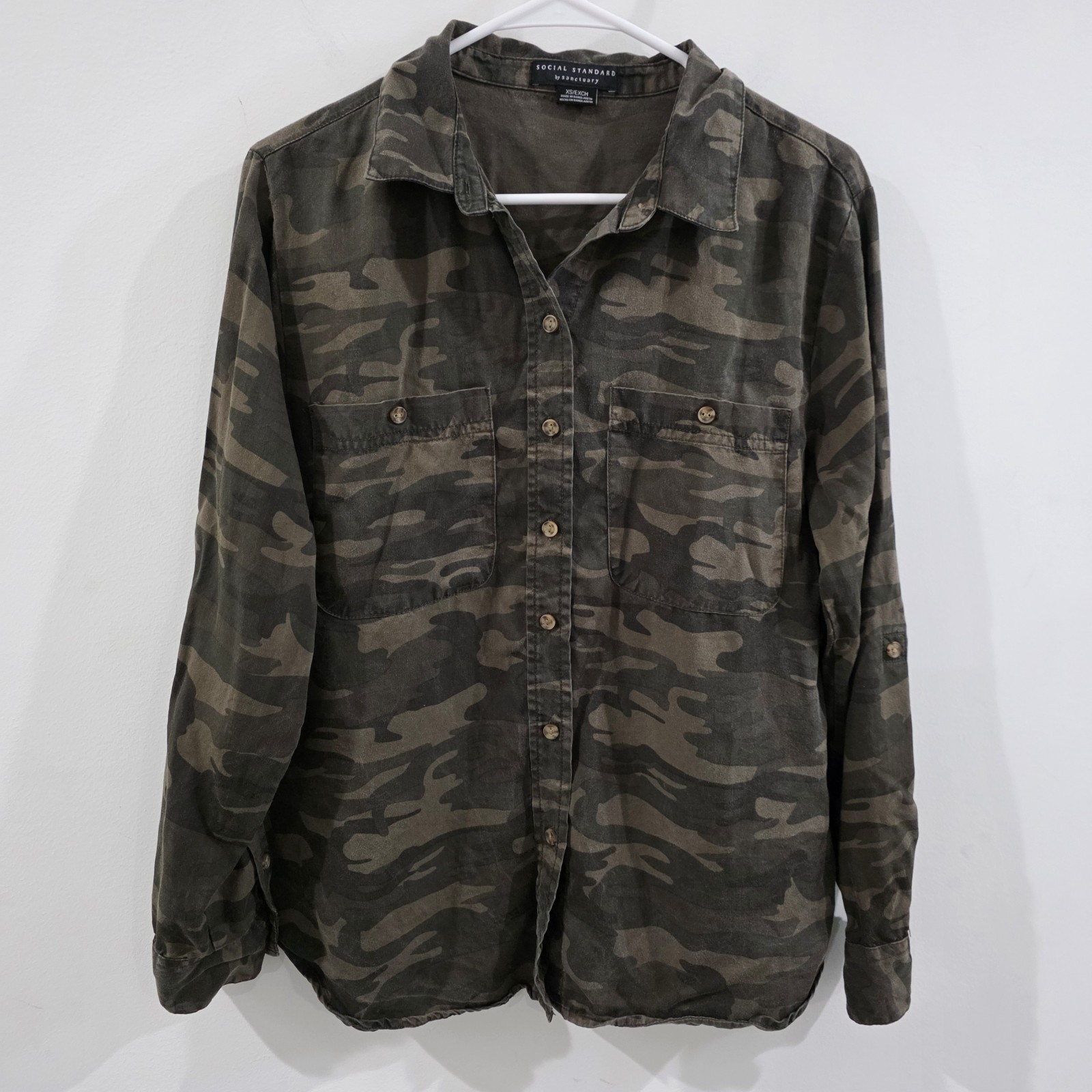 Womens Button Up Camo Top Size Xs Lyocell Hip Hop Retro Military Utility