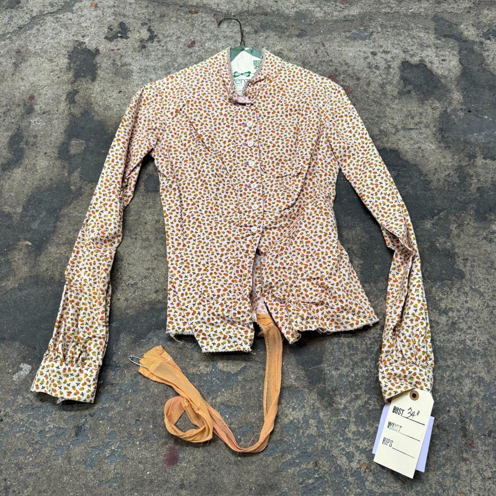 Vintage Film Costume 40s 50s Does Victorian Antique Style Pink Calico Blouse S