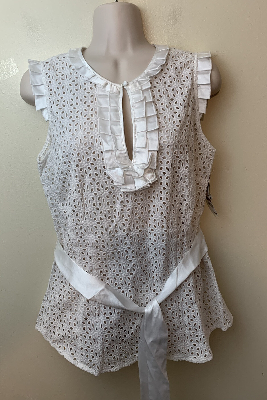 Inc. Blouse Women’s Size 12P White Eyelet Lace Ruffled Neck Sash Sleeveless NWT