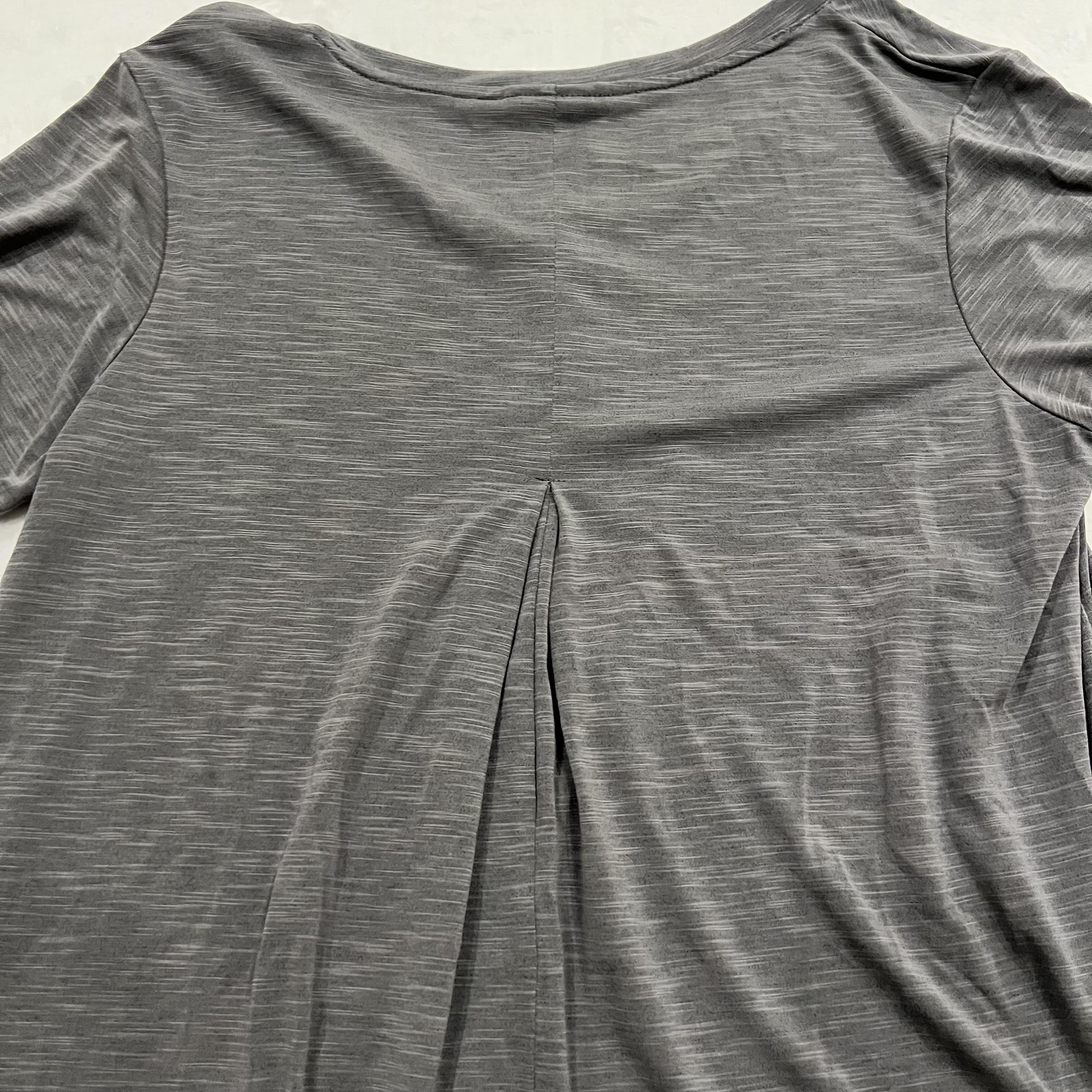 MOD REF Shirt Womens Large Gray V Neck Short Sleeve Modal Blend High Low Top