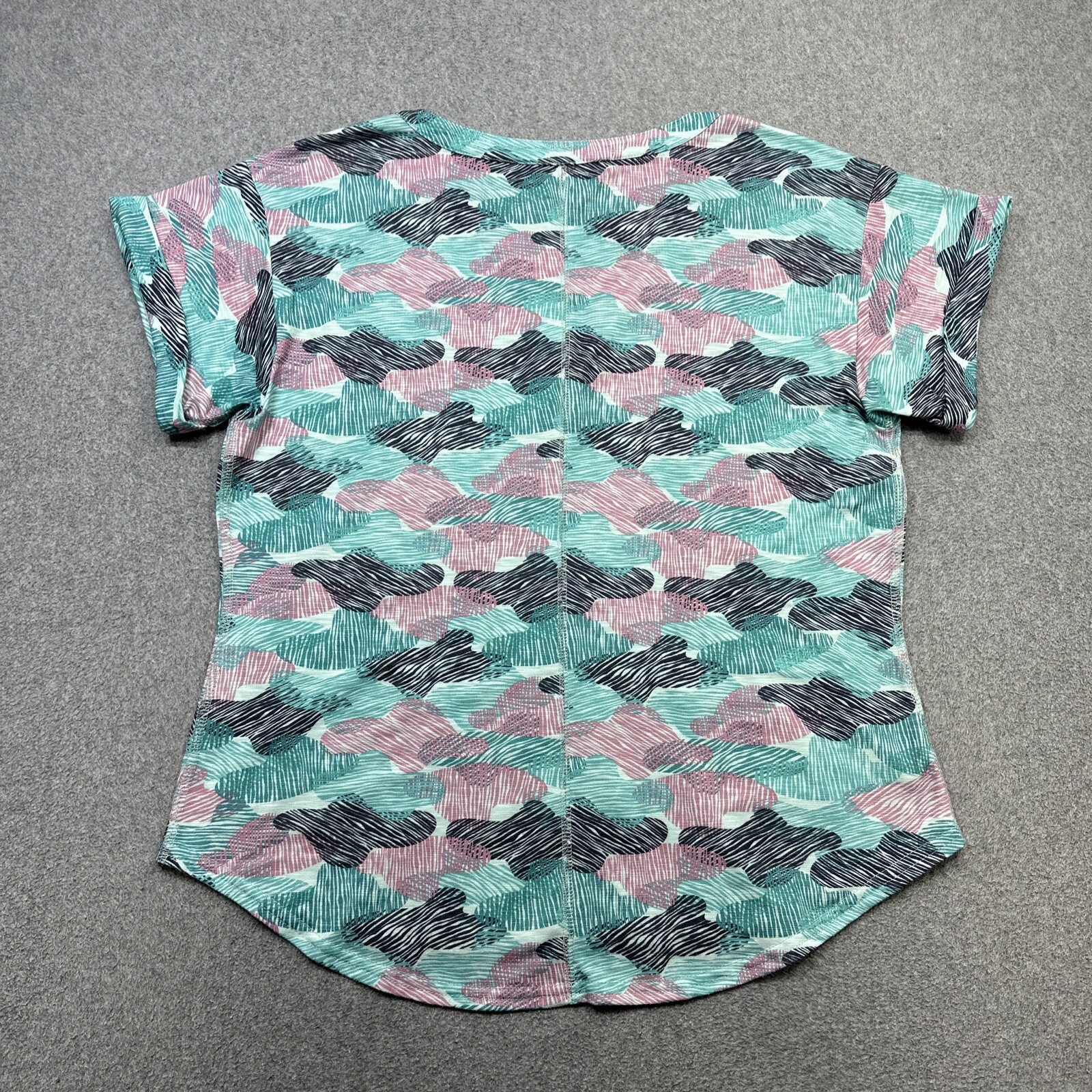 LL Bean Streamside Tee Petite Small Green Lilac UPF Performance Travel Outdoor